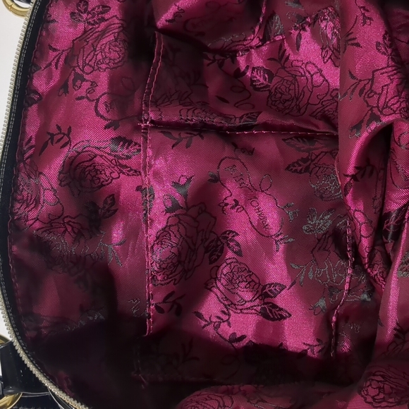 Betsey Johnson Floral black purse red 🌹 - Picture 5 of 9